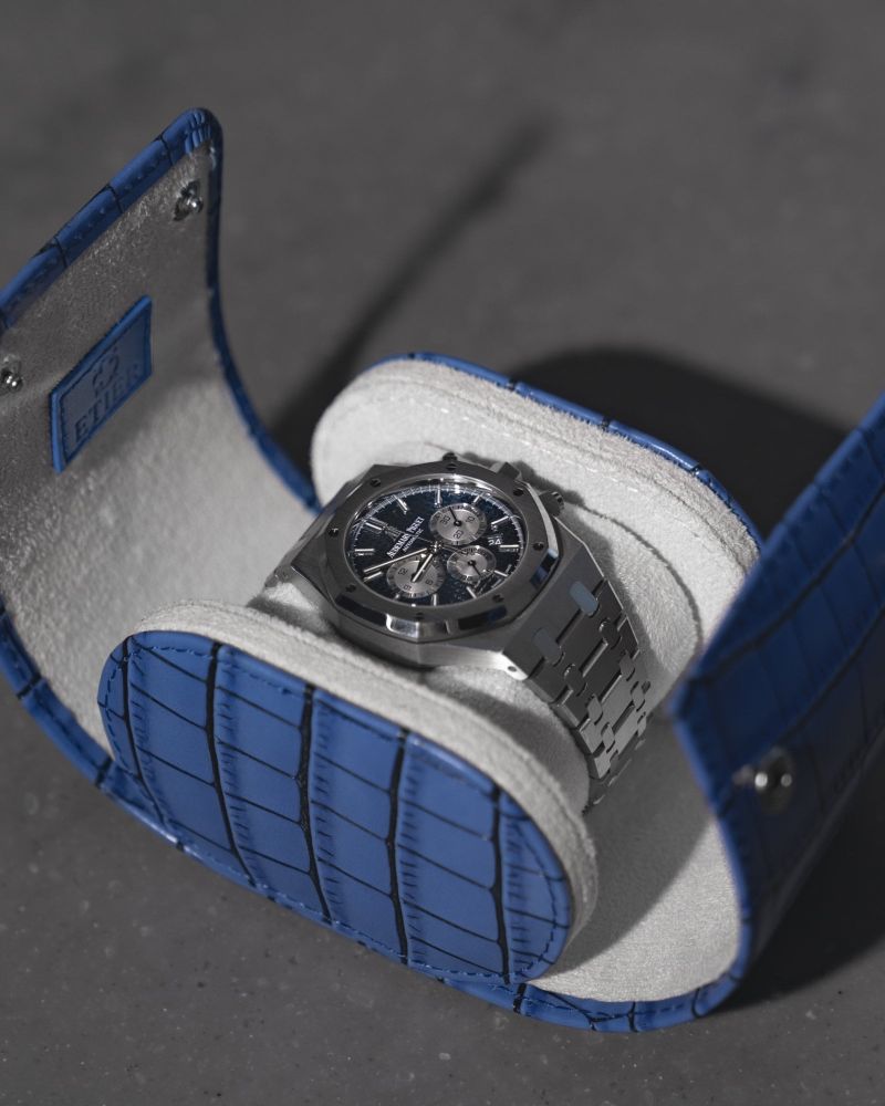 Etier Verdi Single Watch Roll Blue Crocodile Leather