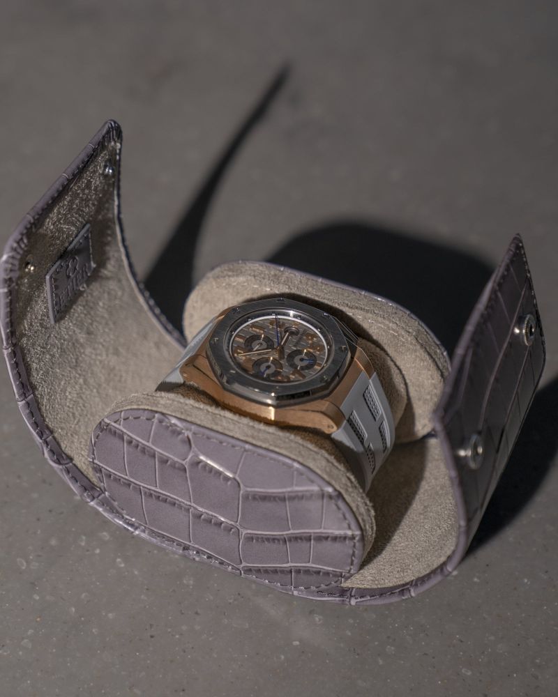 Etier Verdi Single Watch Roll Grey Crocodile Leather